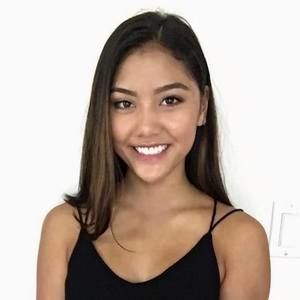 Meet your Posher, Jasmine